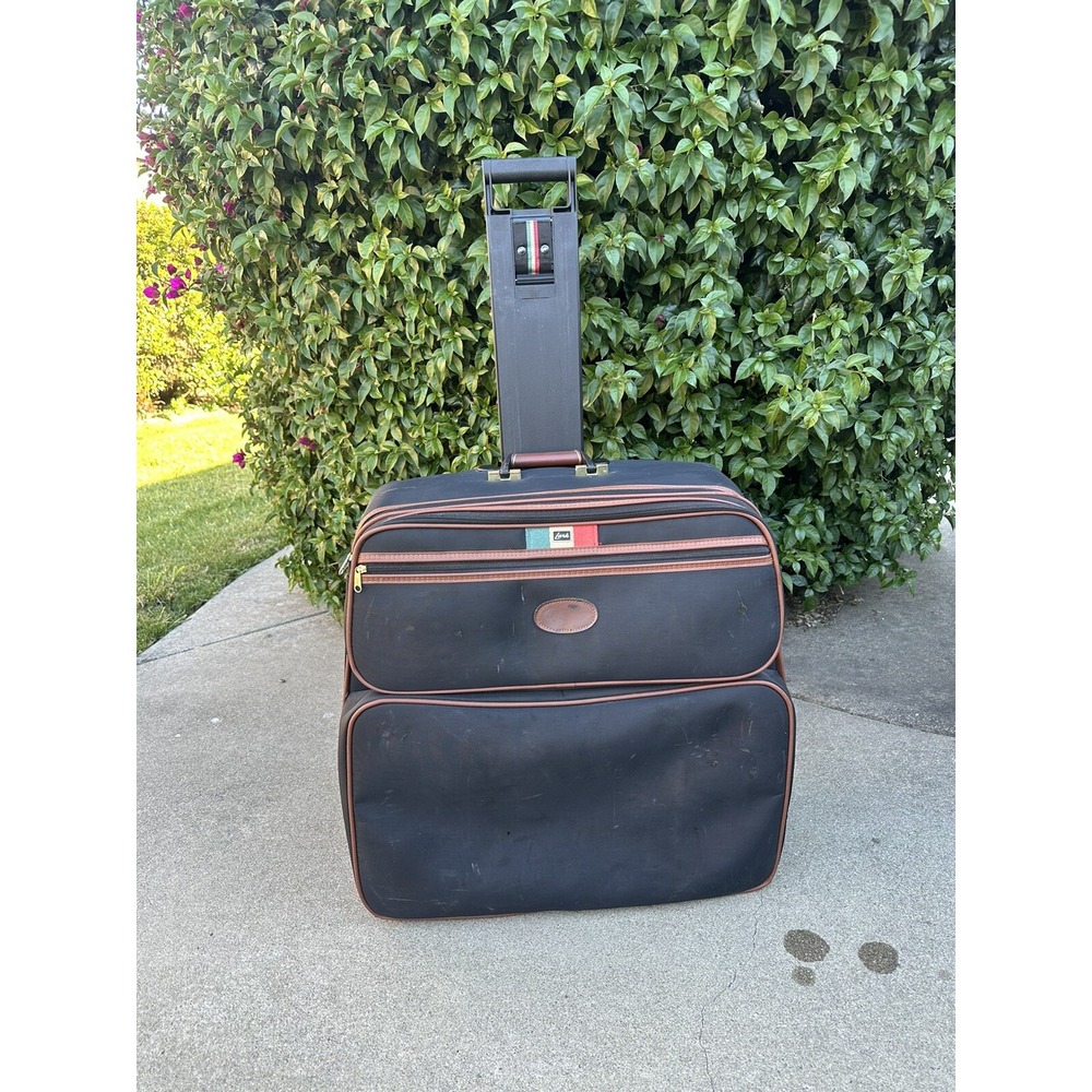 Vintage LARK Samsonite Black 22" Upright Wheeled Carry On Luggage/Suitcase